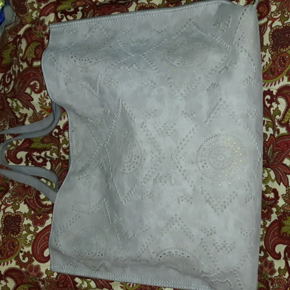 Grey totebag with stenciling diamond pattern boho hippy big gym gear work-outs